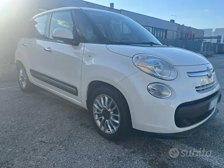 Fiat 500L 2014 photo 4