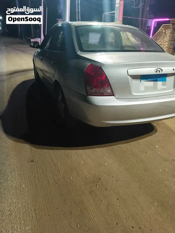 Hyundai Avante 2005 photo 3