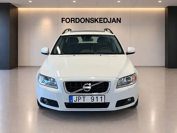 Volvo V70 2013 photo 3