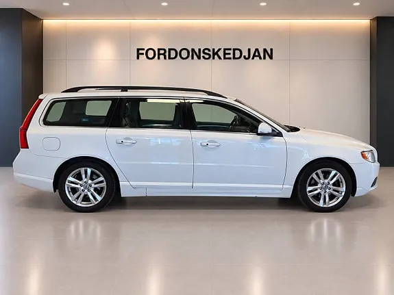 Volvo V70 2013 photo 5