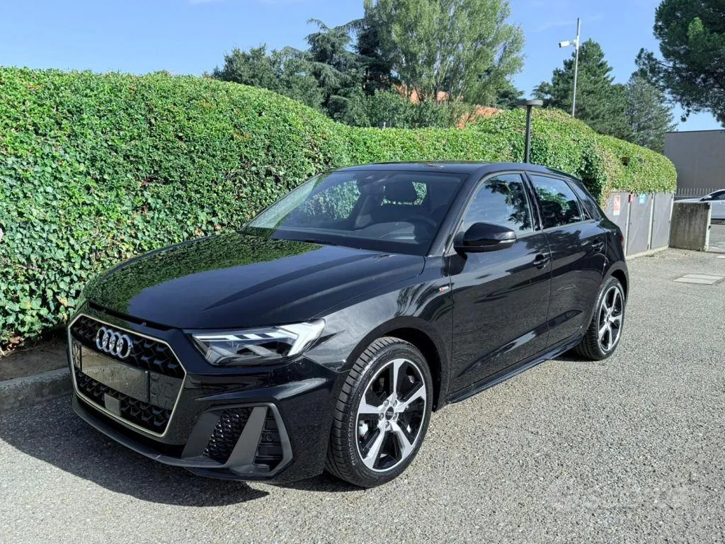 Audi A1 2026 photo 2
