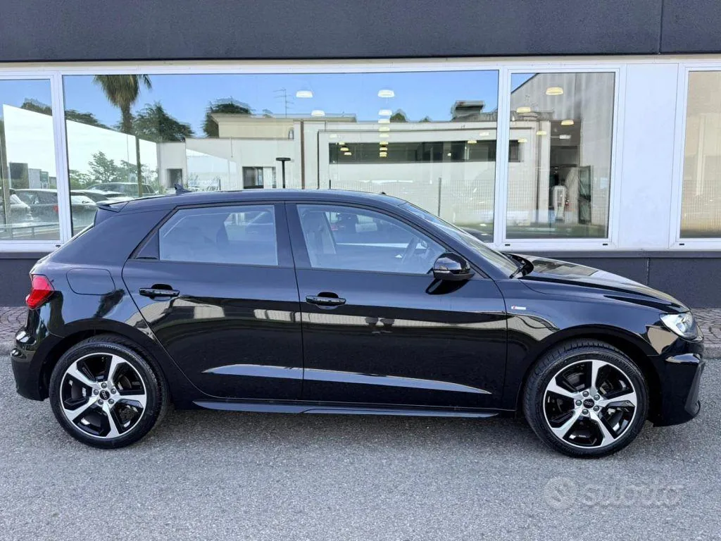 Audi A1 2026 photo 5