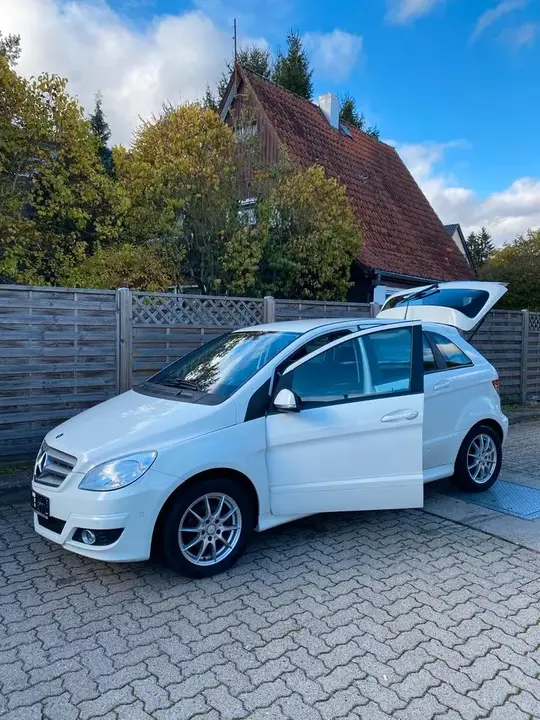 Mercedes-Benz B-Class