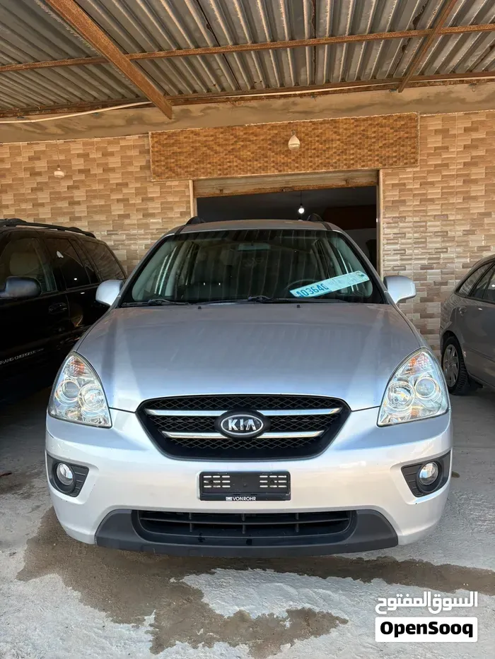 Kia Carens 2009 photo 5