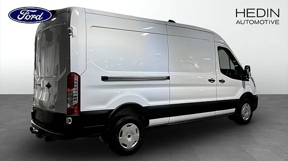 Ford Transit 2026 photo 2