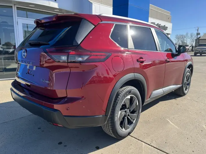 Nissan Rogue 2024 photo 2