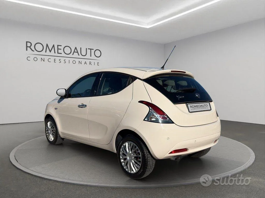 Lancia Ypsilon 2018 photo 4