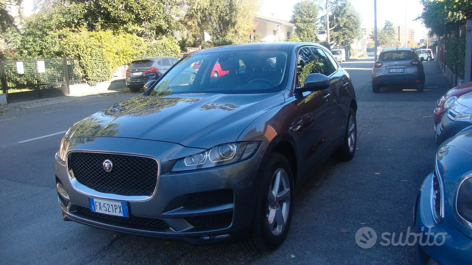 Jaguar F-Pace 2019 photo 2