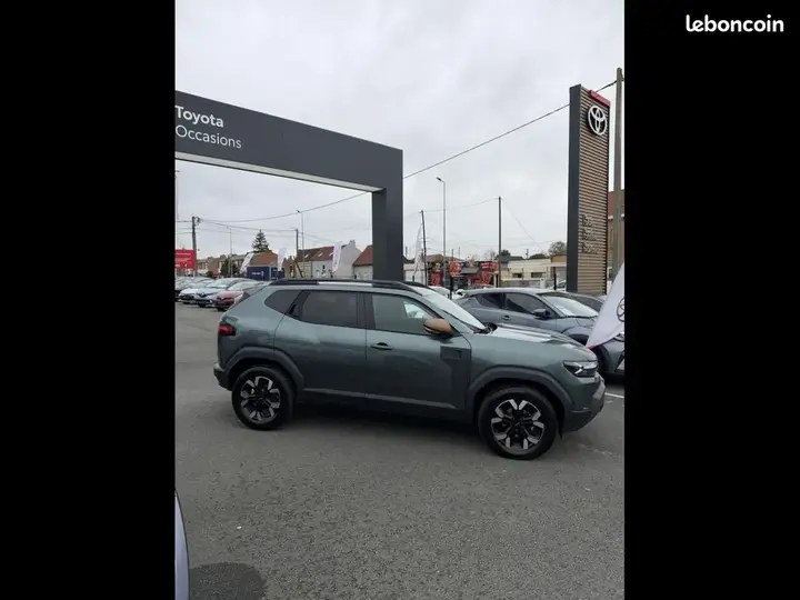 Dacia Duster 2025 photo 2