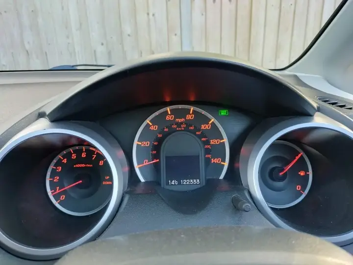 Honda Jazz 2010 photo 4