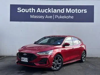 Ford Focus 2023 photo 2