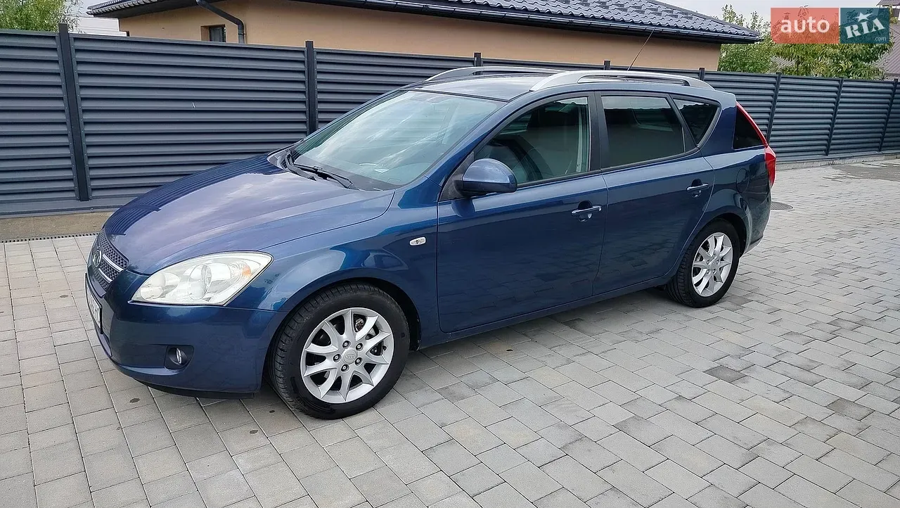 Kia Ceed 2009 photo 4