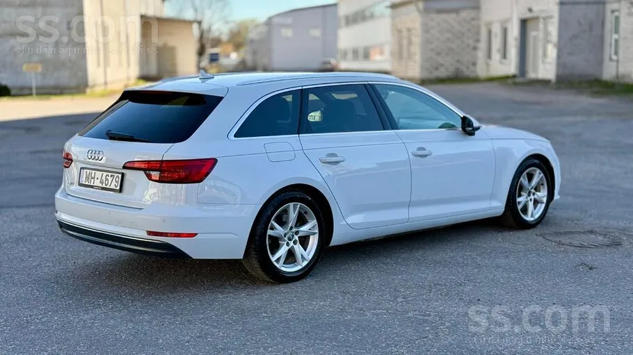 Audi A4 2016 photo 2