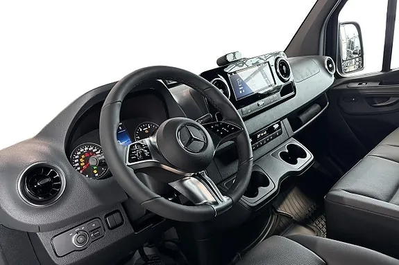 Mercedes-Benz Sprinter 2026 photo 5