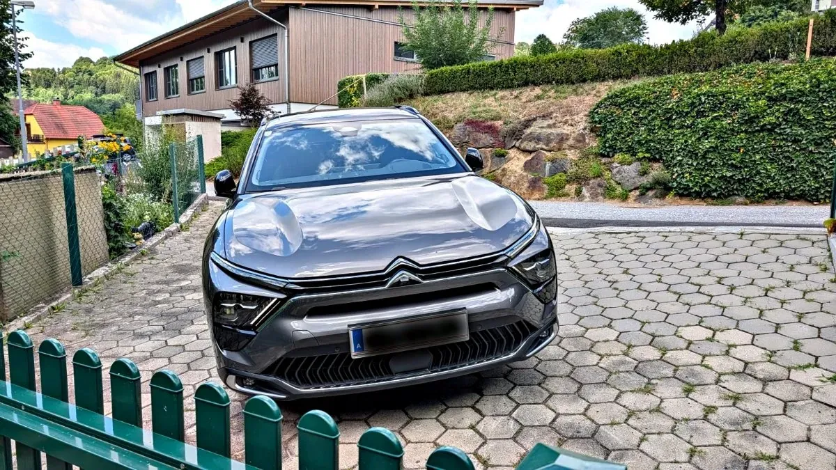 Citroen C5 X 2022 photo 3