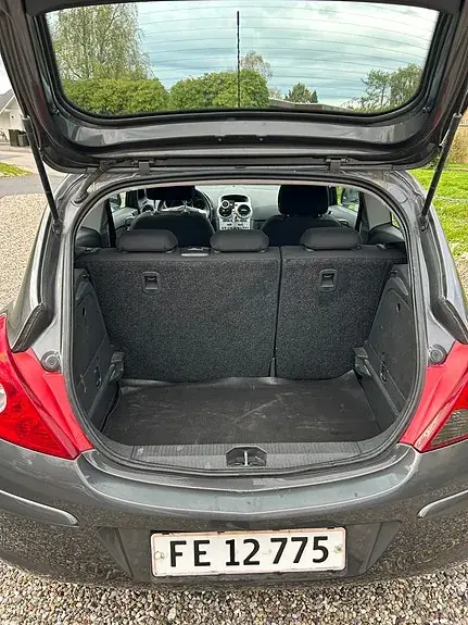Opel Corsa 2011 photo 5