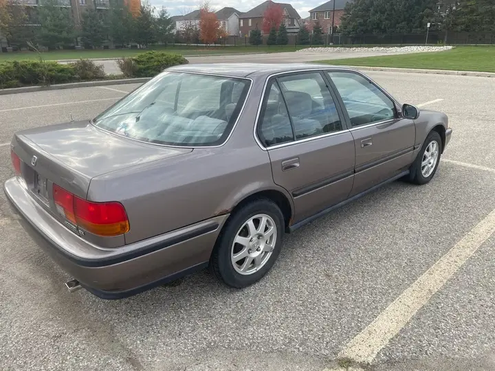 Honda Accord 1993 photo 2