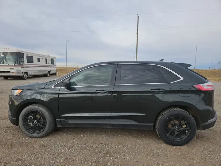 Ford Edge 2022 photo 5