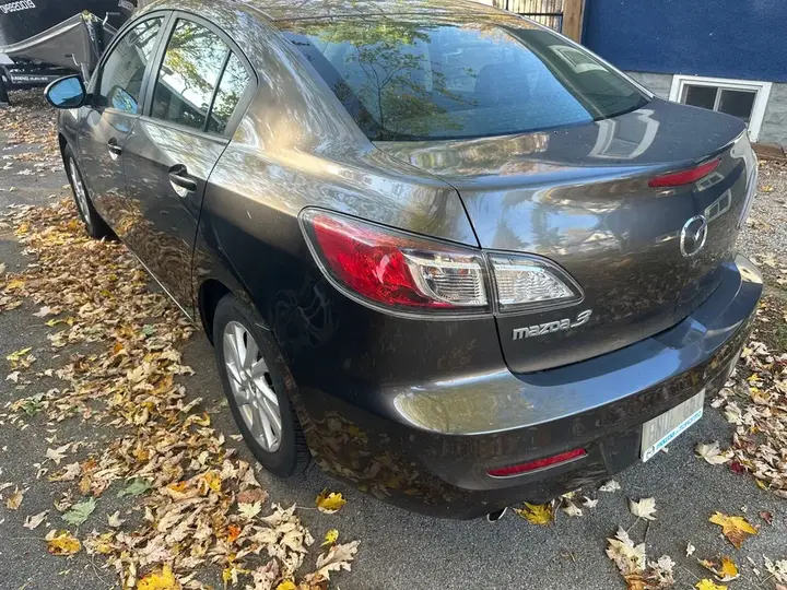Mazda 3
