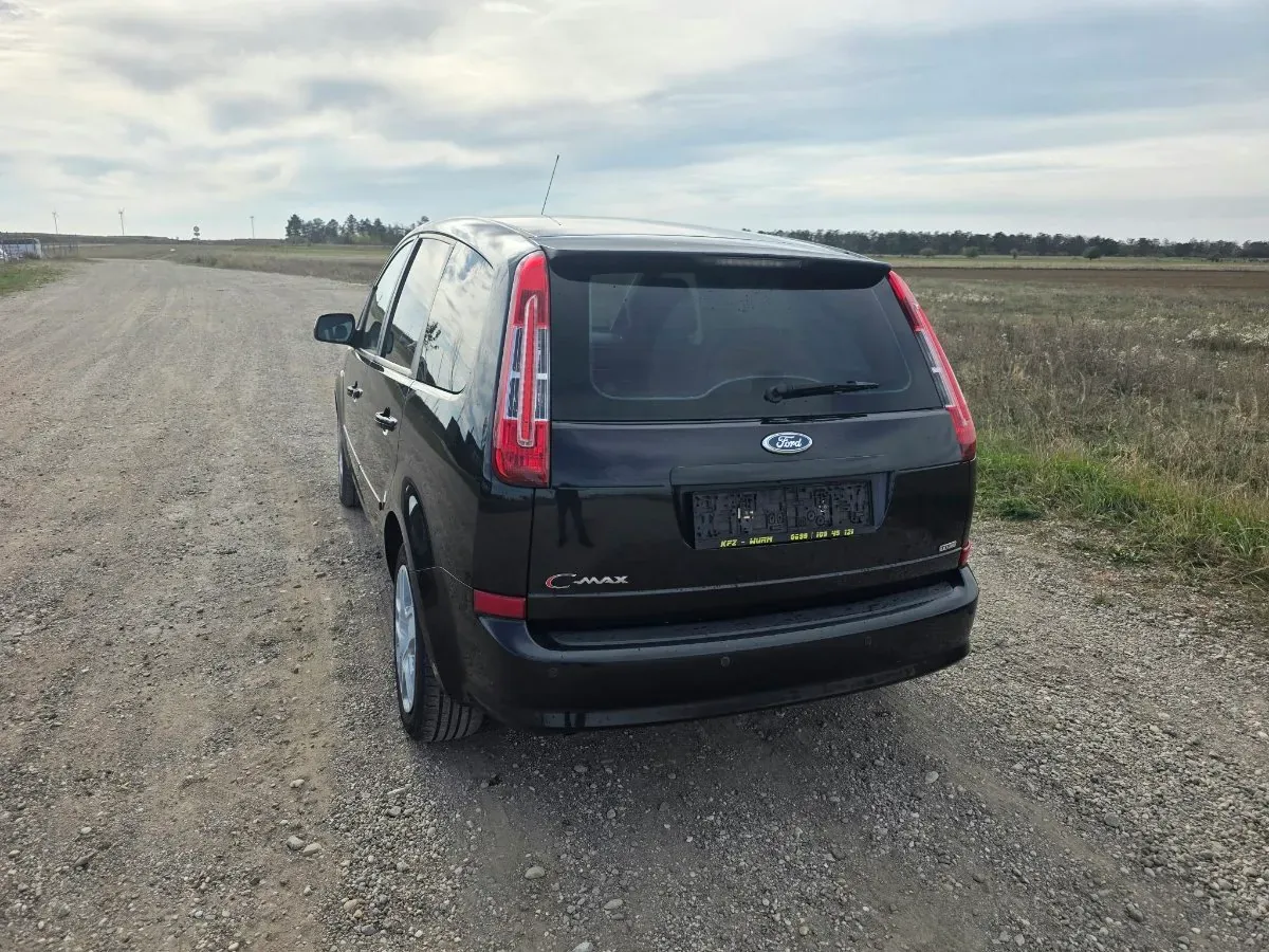 Ford C-Max 2010 photo 2
