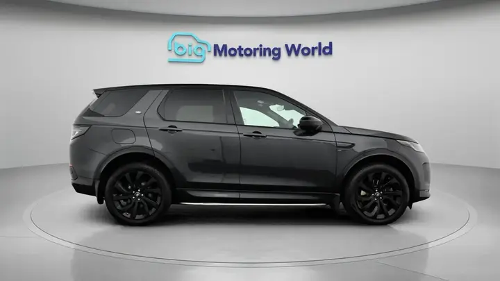 Land Rover Discovery Sport 2022 photo 5