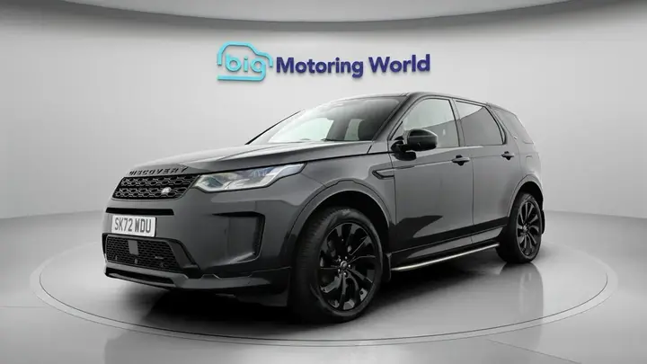 Land Rover Discovery Sport 2022 photo 2