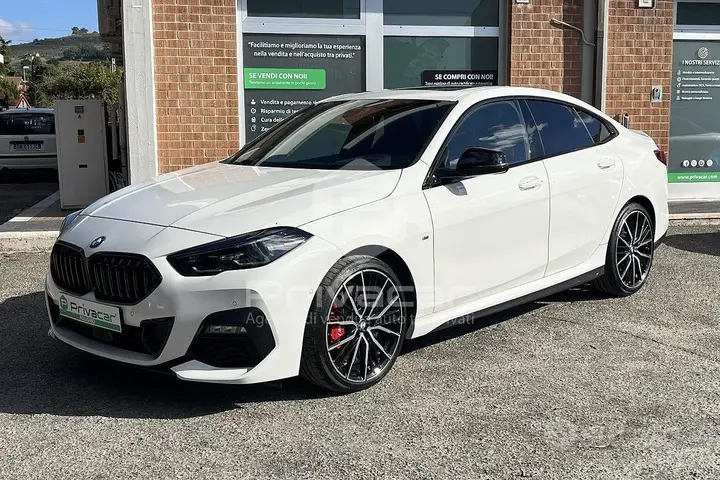 BMW 220I