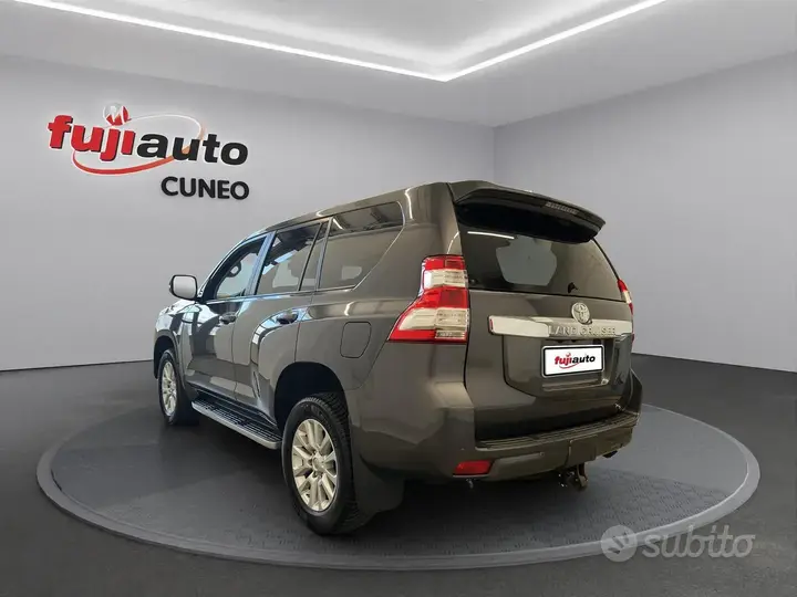 Toyota Land Cruiser 2016 photo 4