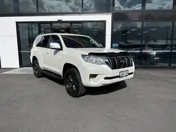 Toyota Land Cruiser Prado 2018 photo 2