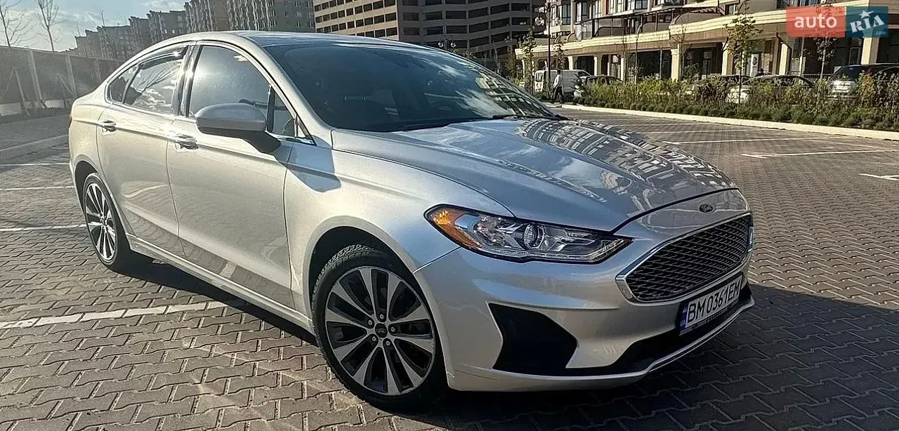 Ford Fusion 2019 photo 2