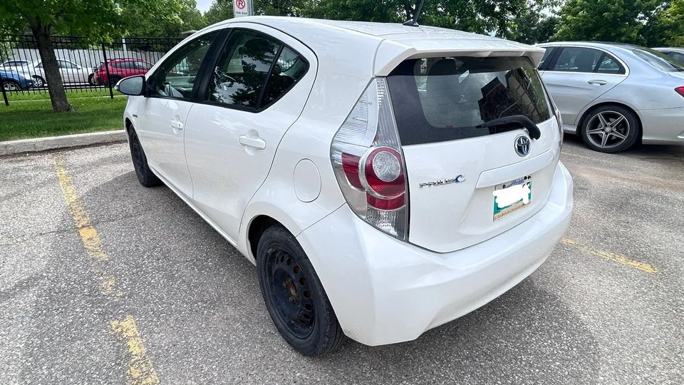 Toyota Prius C 2012 photo 5