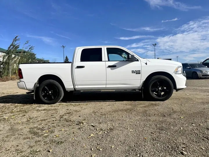 Ram 1500 Classic 2023 photo 4