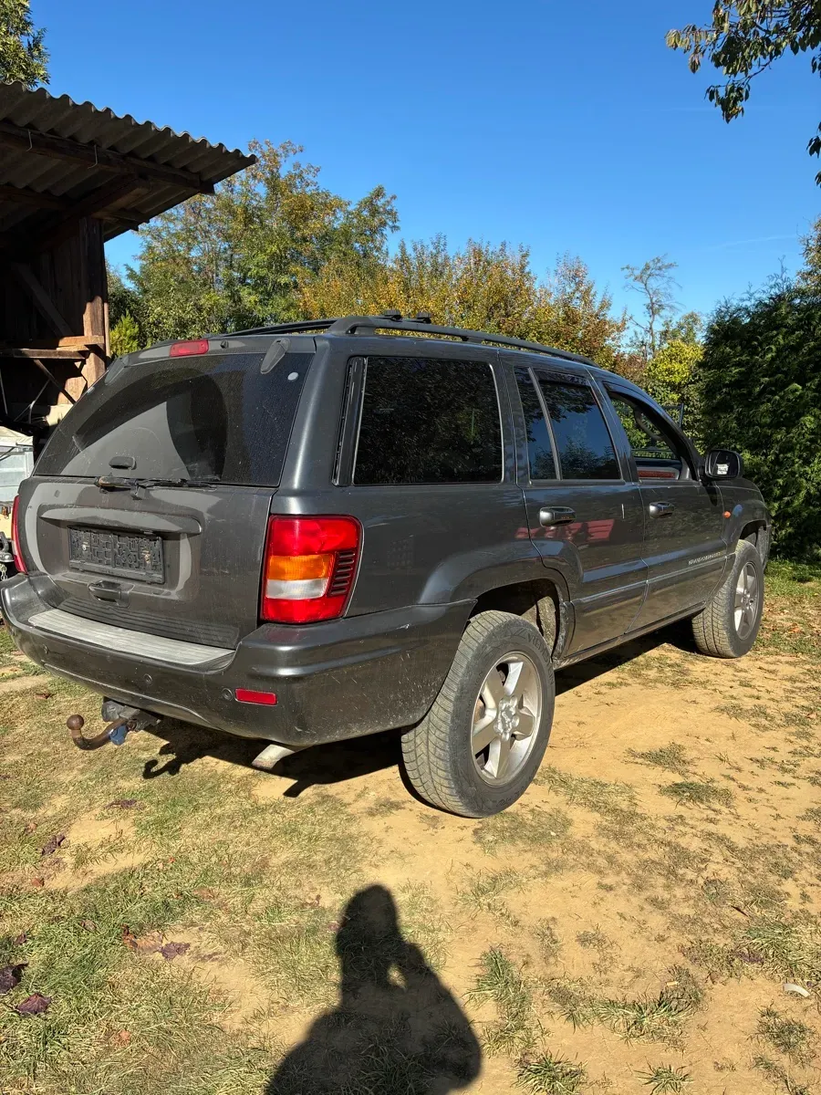 Jeep Grand Cherokee 2004 photo 3