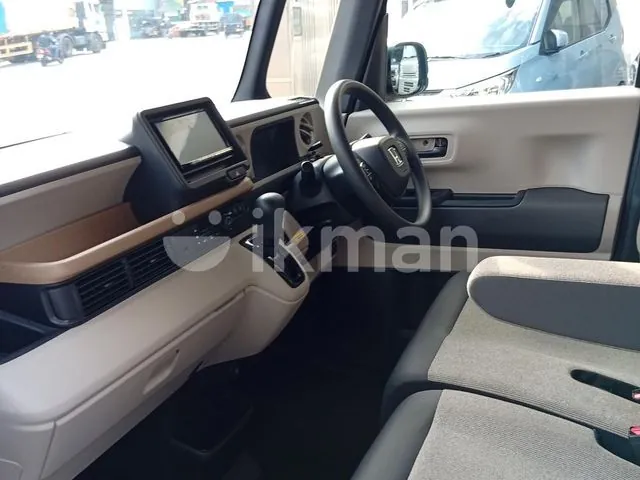 Honda N-Box 2024 photo 4