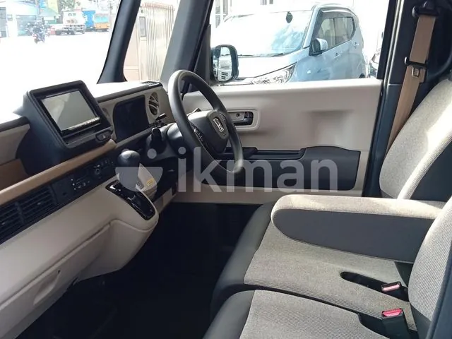 Honda N-Box 2024 photo 2