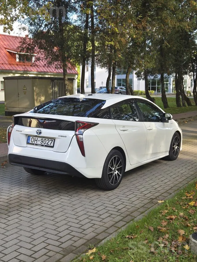 Toyota Prius 2018 photo 4