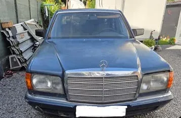 Mercedes-Benz W126