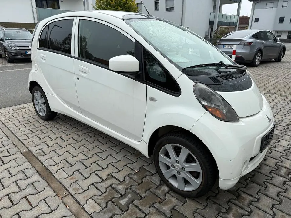 Mitsubishi I-Miev