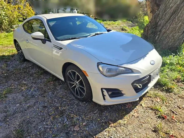 Subaru Brz 2017 photo 2