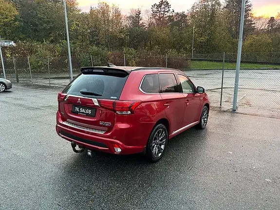 Mitsubishi Outlander 2018 photo 4