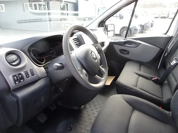 Renault Trafic 2019 photo 4