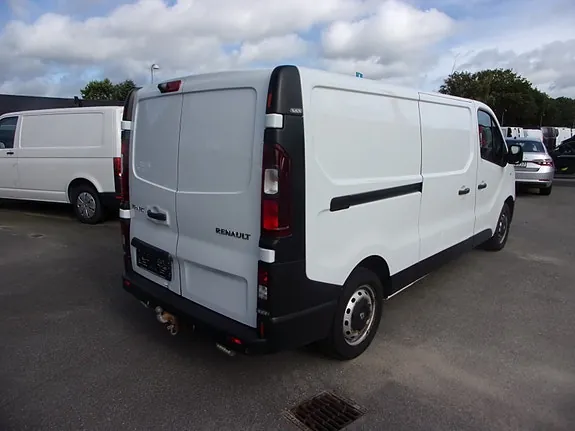 Renault Trafic 2019 photo 2