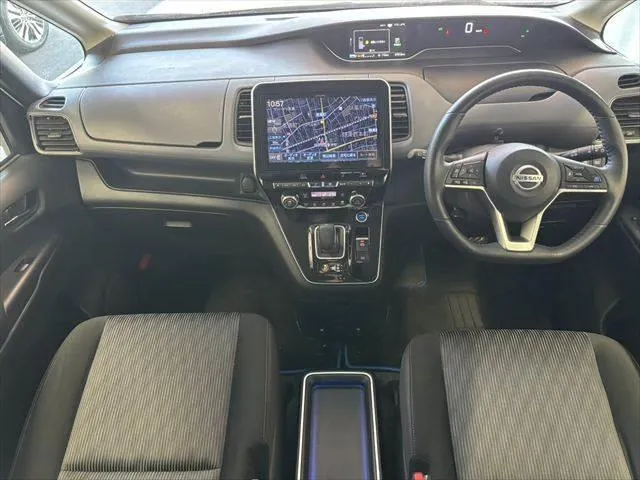Nissan Serenade 2022 photo 3