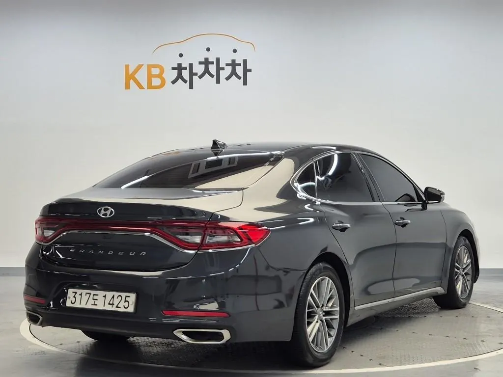 Hyundai Grandeur 2017 photo 3
