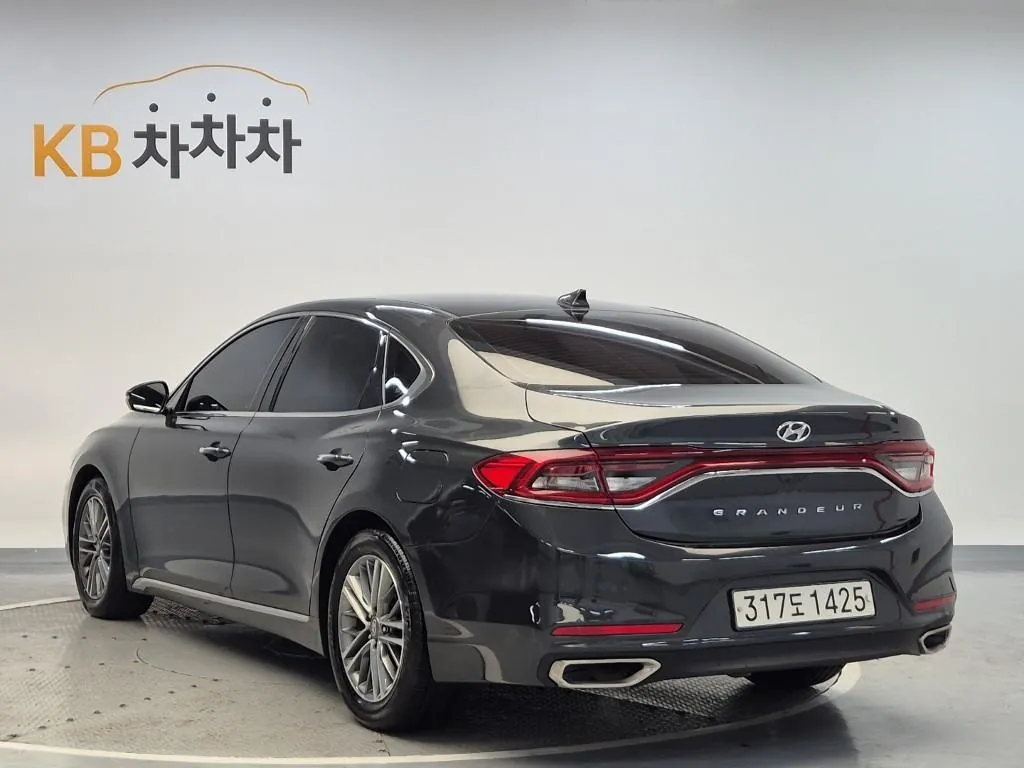 Hyundai Grandeur 2017 photo 2