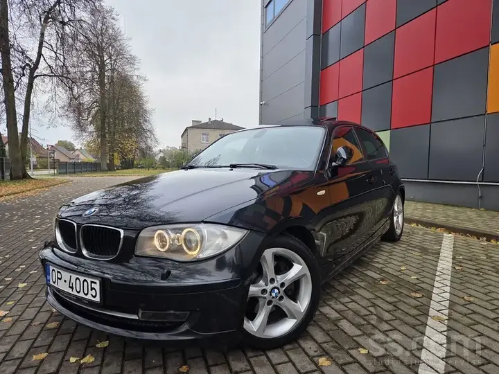 BMW 120D 2009 photo 2