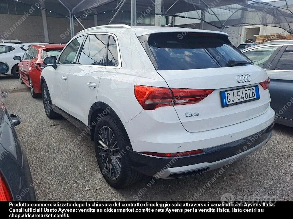 Audi Q3 2022 photo 3