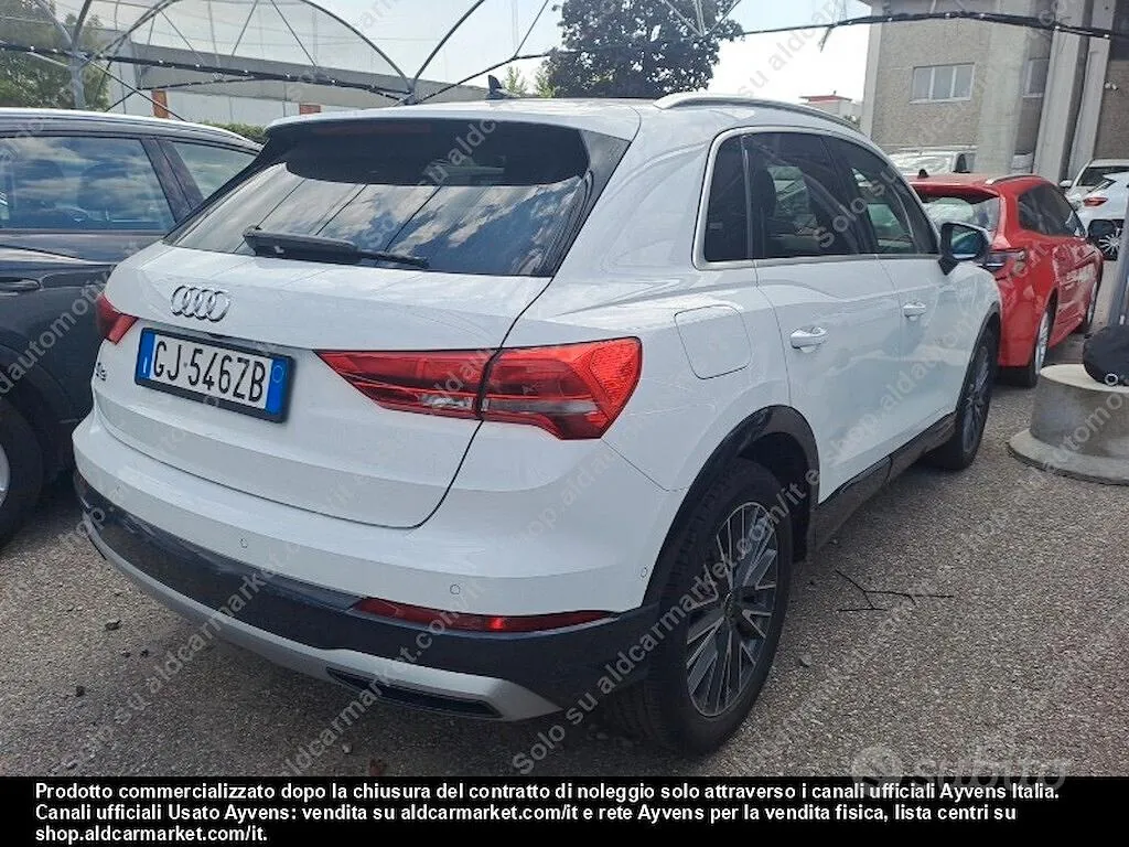 Audi Q3 2022 photo 4