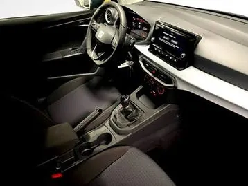 Seat Ibiza 2024 photo 3