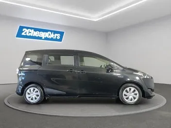 Toyota Sienta 2015 photo 5